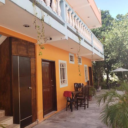 Appartamento Roberto Playa del Carmen Esterno foto
